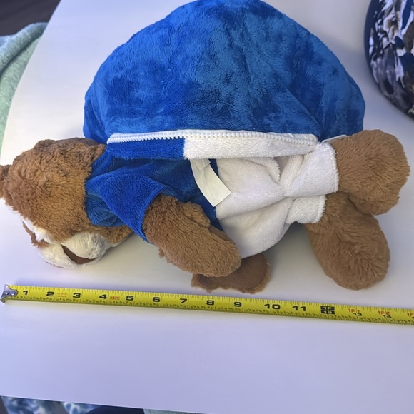 UK Kentucky Plush Football With Plush Wildcat Mascot Inside SEC - Picture 7 of 7